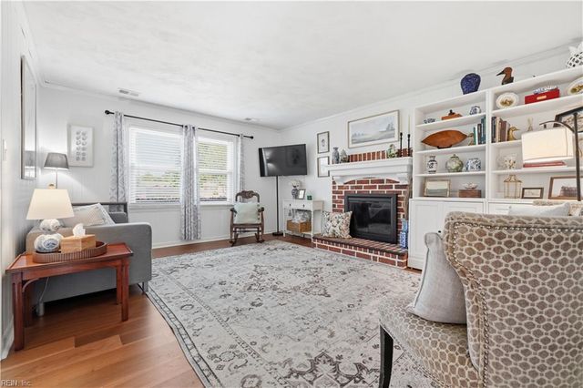 904 Marlborough CIR, Virginia Beach, VA 23464