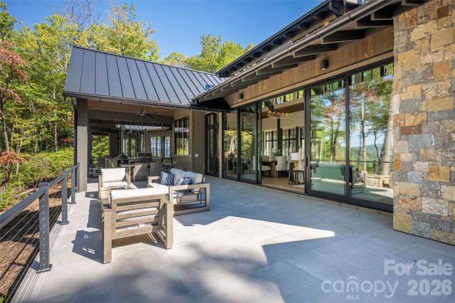 519 Eagle Drive, Sapphire, NC 28774