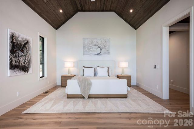 519 Eagle Drive, Sapphire, NC 28774
