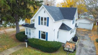 94 W Division Street, Sparta, MI 49345