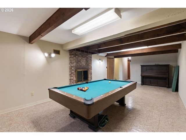 4954 Se WILLOW St, Milwaukie, OR 97222