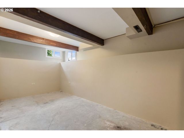4954 Se WILLOW St, Milwaukie, OR 97222