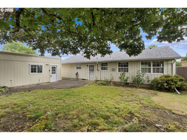 4954 Se WILLOW St, Milwaukie, OR 97222