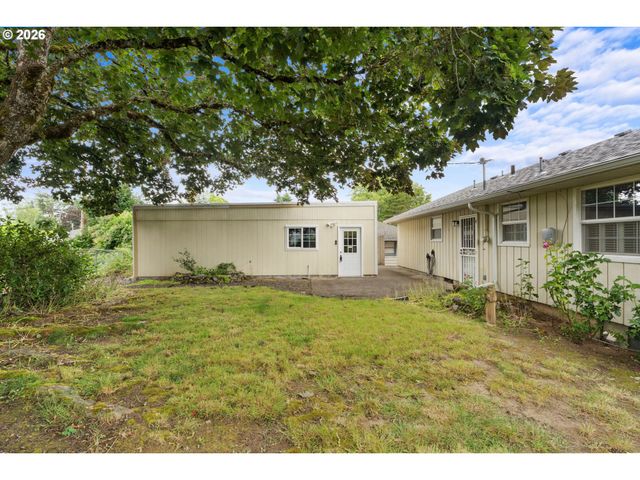 4954 Se WILLOW St, Milwaukie, OR 97222