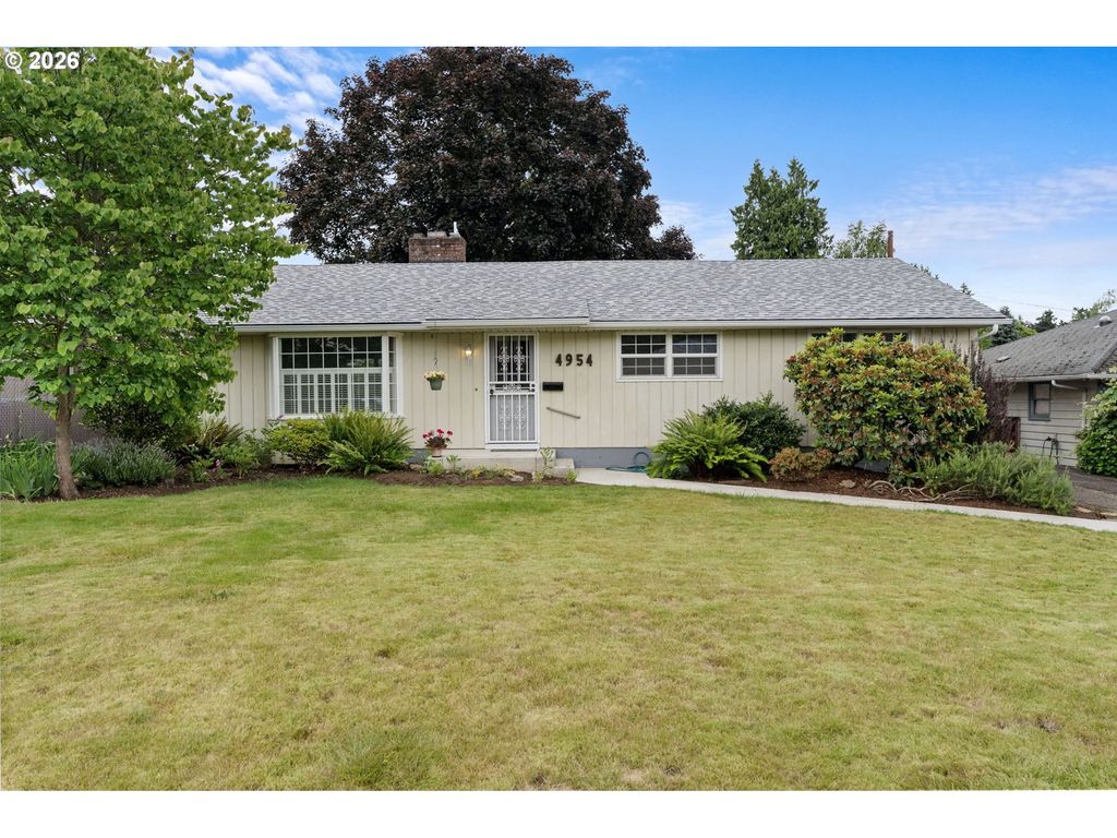 4954 Se WILLOW St, Milwaukie, OR 97222
