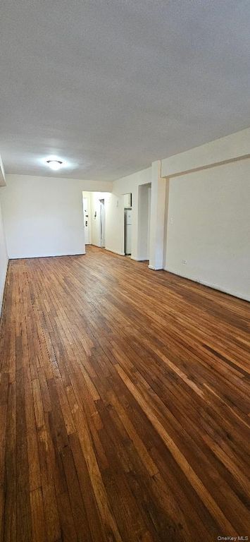 103-25 68th Avenue 4E, Forest Hills, NY 11375 — photo 3