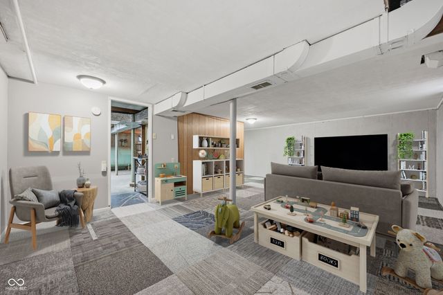 7770 E 51st Street, Indianapolis, IN 46226