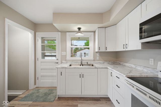 7770 E 51st Street, Indianapolis, IN 46226