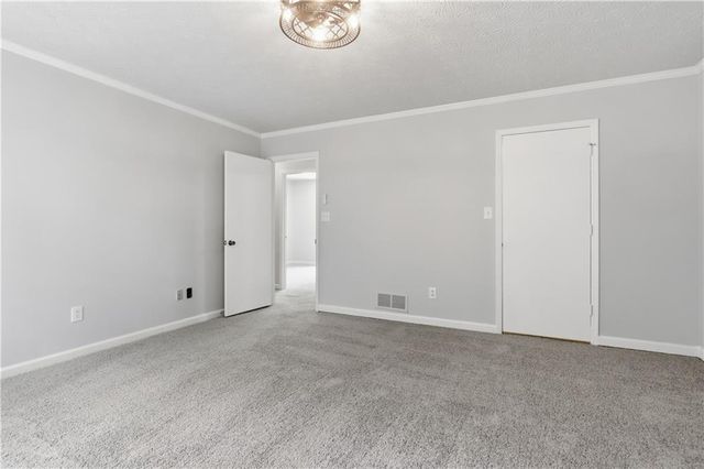 5009 N Redan Circle, Stone Mountain, GA 30088