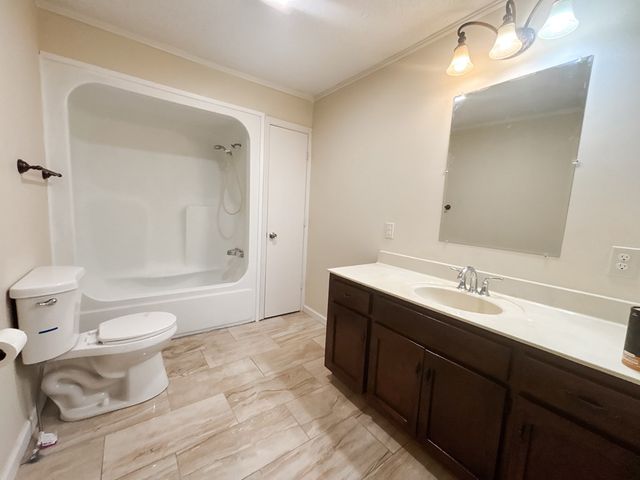 4013 Tibbs Bridge Road, Dalton, GA 30721
