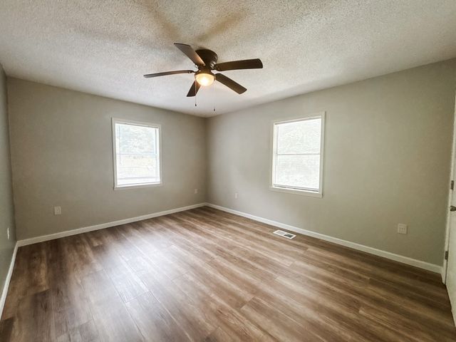 4013 Tibbs Bridge Road, Dalton, GA 30721