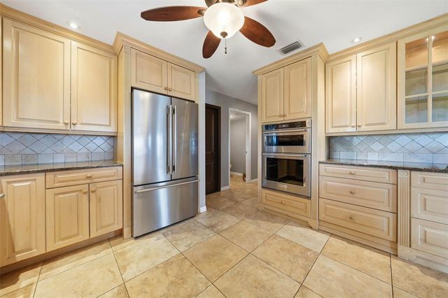 29116 BEAUCLAIRE DRIVE, Tavares, FL 32778