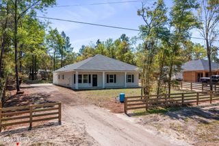 5687 SILVER SANDS Circle, Keystone Heights, FL 32656