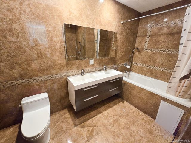 63-36 99 Sreet 8C, Rego Park, NY 11374