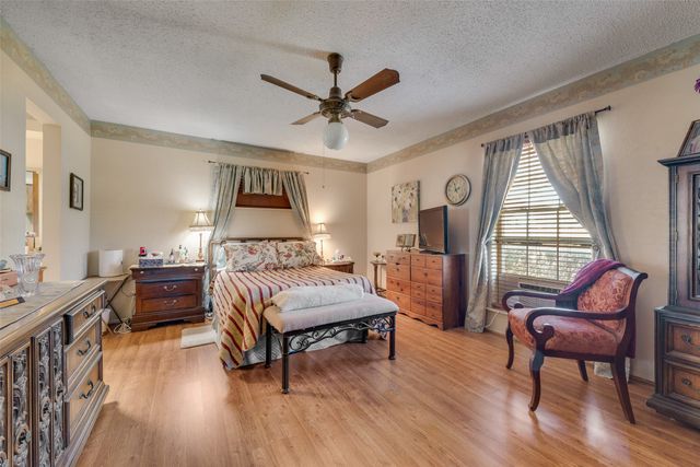 830 Mount Zion Road, Midlothian, TX 76065