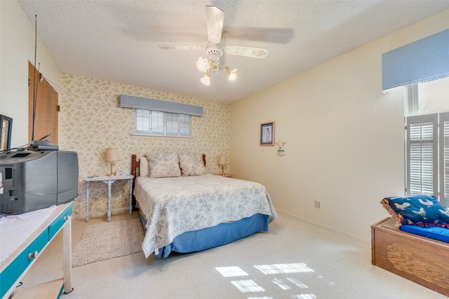 830 Mount Zion Road, Midlothian, TX 76065