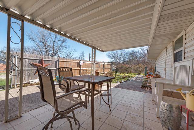 830 Mount Zion Road, Midlothian, TX 76065