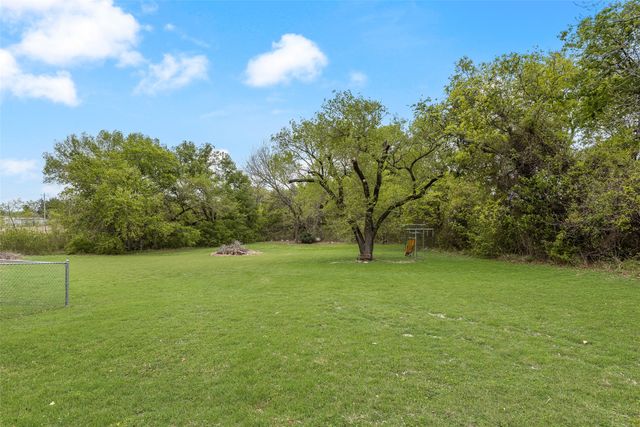 830 Mount Zion Road, Midlothian, TX 76065