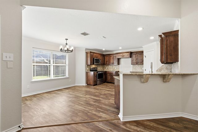 2505 Riders Way, Waco, TX 76712