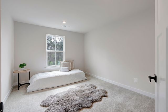 1038 Mountain View Dr, Thompsons Station, TN 37179