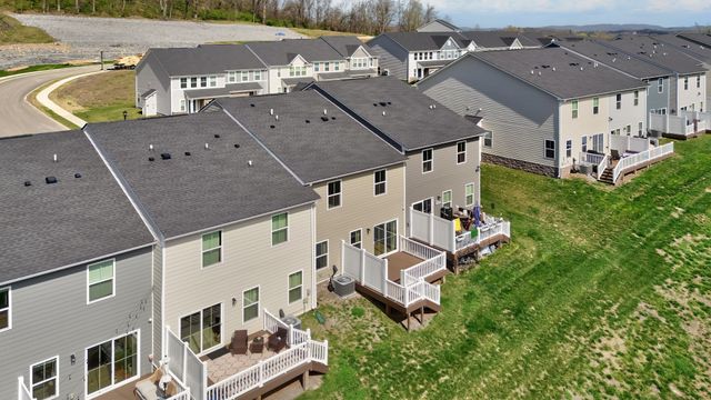 1038 Mountain View Dr, Thompsons Station, TN 37179