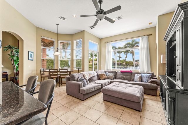 10487 Cypress Lakes Preserve Drive, Lake Worth, FL 33449