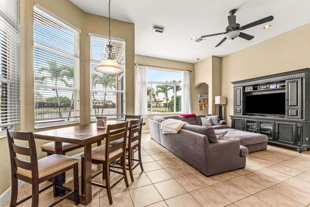 10487 Cypress Lakes Preserve Drive, Lake Worth, FL 33449