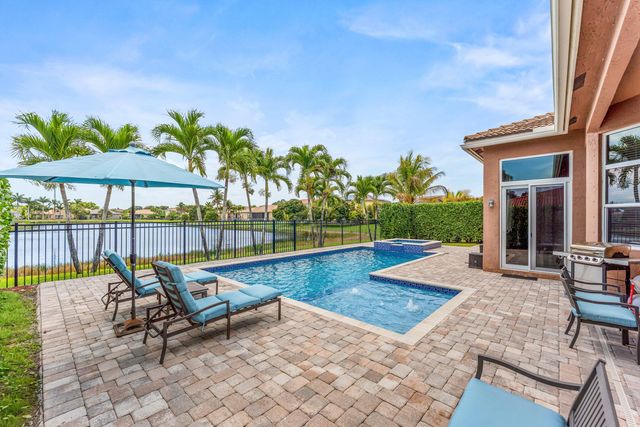 10487 Cypress Lakes Preserve Drive, Lake Worth, FL 33449