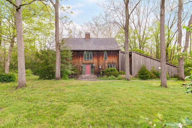 1484 Carriage Road, Powell, OH 43065