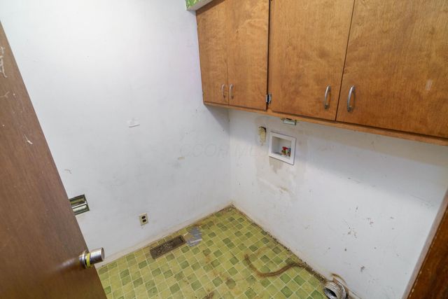 1484 Carriage Road, Powell, OH 43065