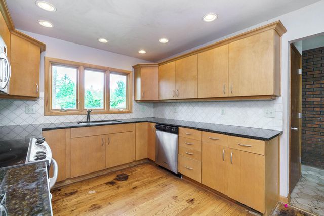 1484 Carriage Road, Powell, OH 43065