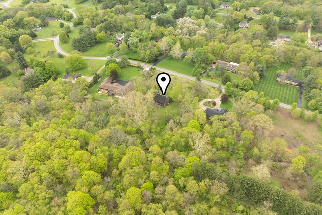 1484 Carriage Road, Powell, OH 43065