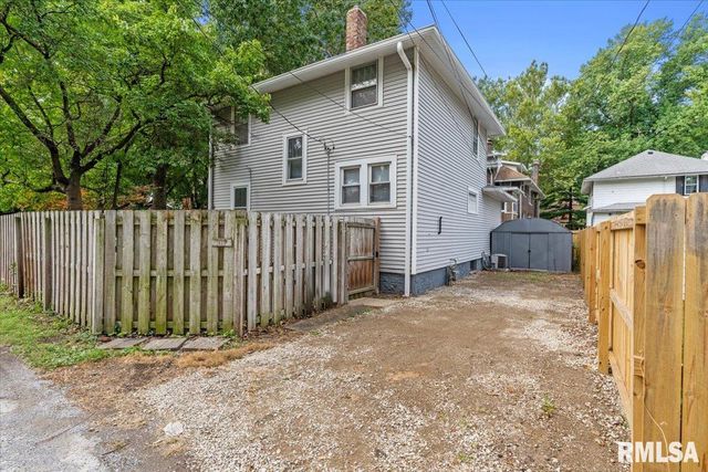 517 W CEDAR Street, Springfield, IL 62704