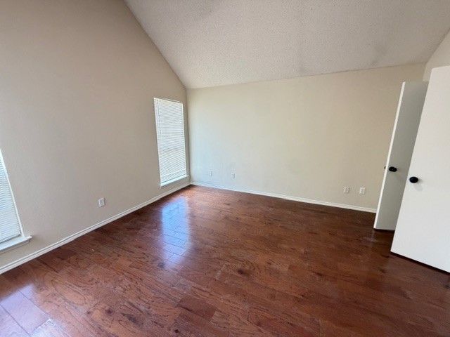 5305 Manhassett Drive, Arlington, TX 76018