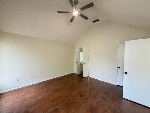 5305 Manhassett Drive, Arlington, TX 76018