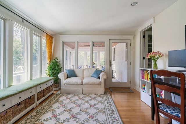 22 Standish Rd, Wellesley, MA 02481