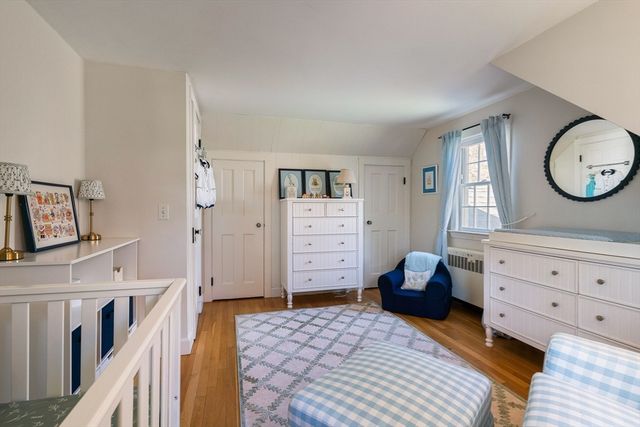 22 Standish Rd, Wellesley, MA 02481