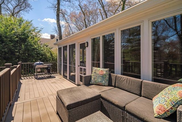 22 Standish Rd, Wellesley, MA 02481