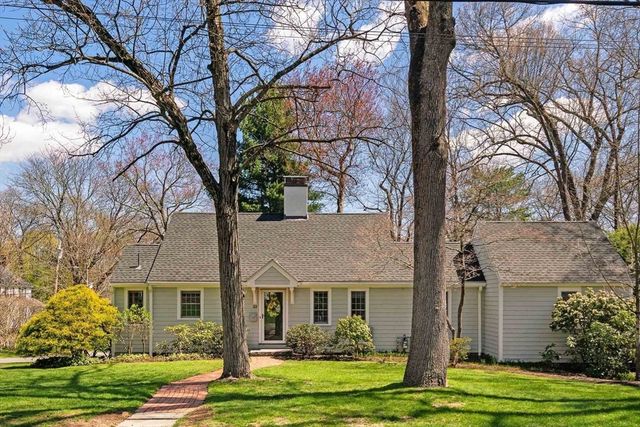 22 Standish Rd, Wellesley, MA 02481
