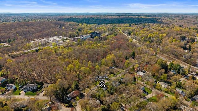 22 Standish Rd, Wellesley, MA 02481