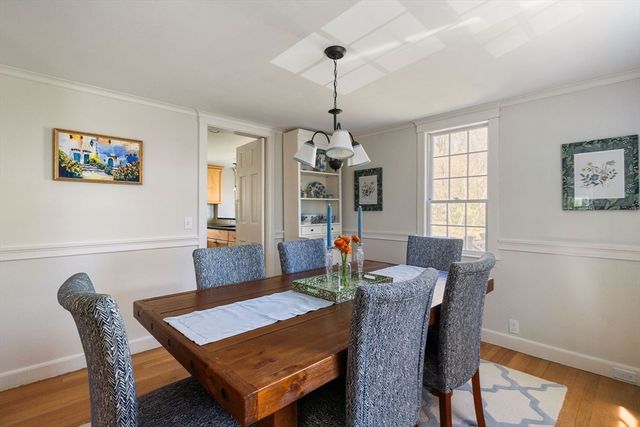 22 Standish Rd, Wellesley, MA 02481