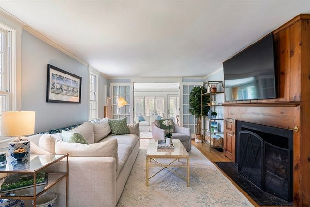 22 Standish Rd, Wellesley, MA 02481