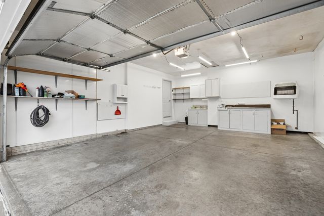 2315 E 57th Street, Davenport, IA 52807