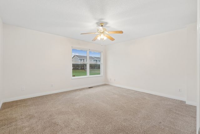 2315 E 57th Street, Davenport, IA 52807