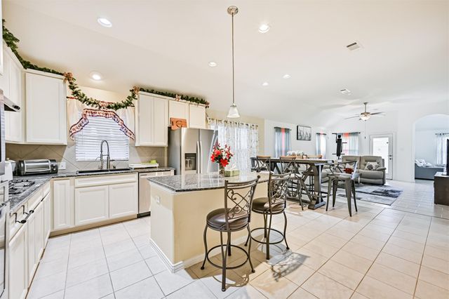 3033 Broadhaven Drive, Texas City, TX 77568