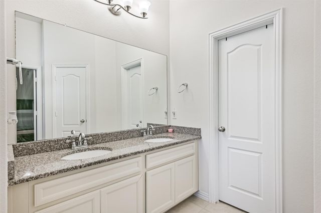 3033 Broadhaven Drive, Texas City, TX 77568