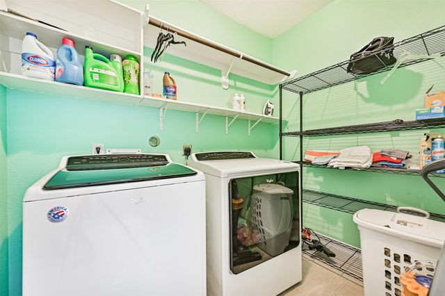 3033 Broadhaven Drive, Texas City, TX 77568