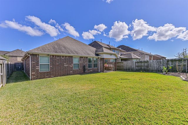 3033 Broadhaven Drive, Texas City, TX 77568