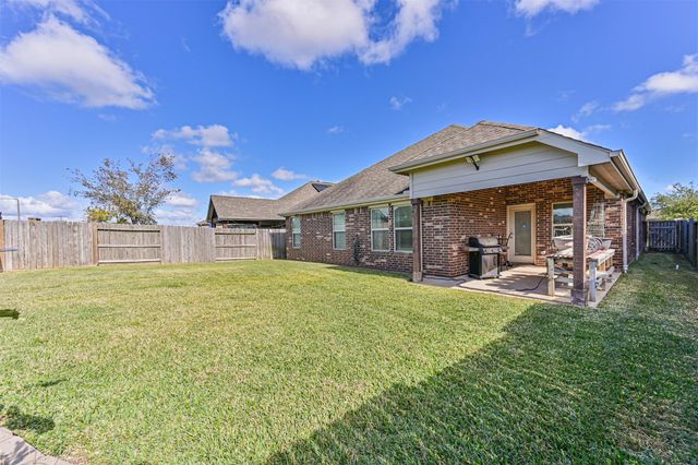3033 Broadhaven Drive, Texas City, TX 77568