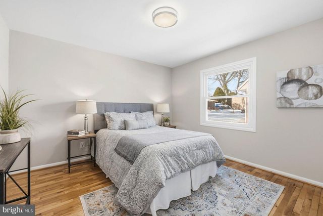 13102 MIDWAY AVE, Rockville, MD 20851